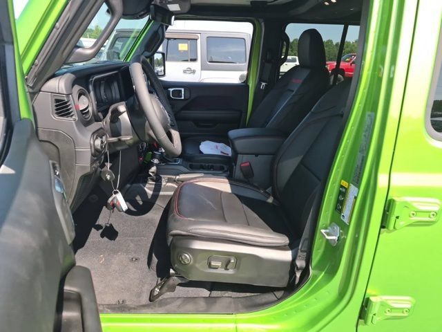 Used 2026 Jeep Wrangler Unlimited Rubicon AWD/4WD image 13