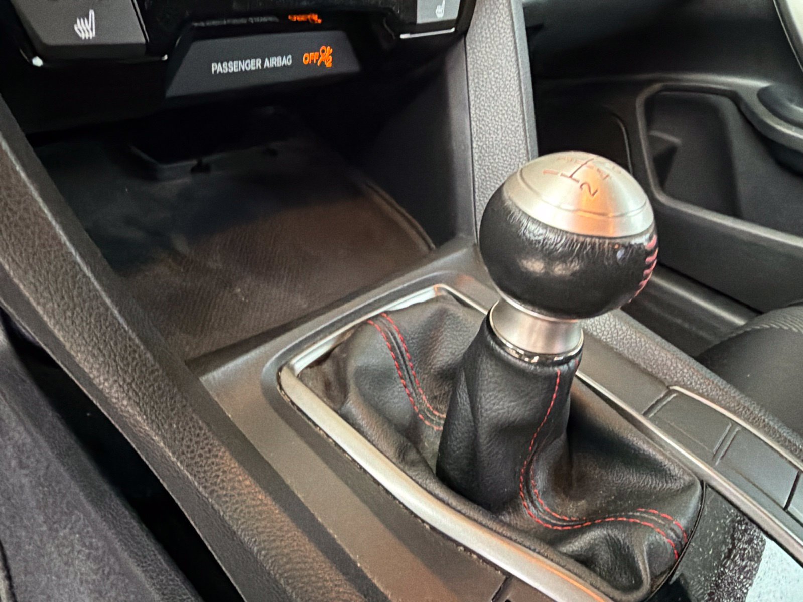 Used 2018 Honda Civic Si image 9