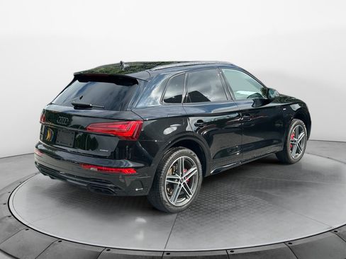Certified 2024 Audi Q5 e Premium Plus AWD/4WD image 7