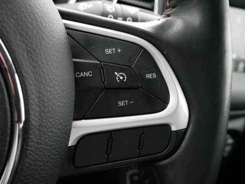 Used 2020 Jeep Compass Latitude w/ Cold Weather Group image 26