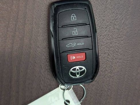 Used 2024 Toyota Tundra Capstone AWD/4WD image 24
