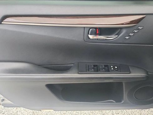Used 2014 Lexus ES 350 w/ Luxury Package FWD image 24