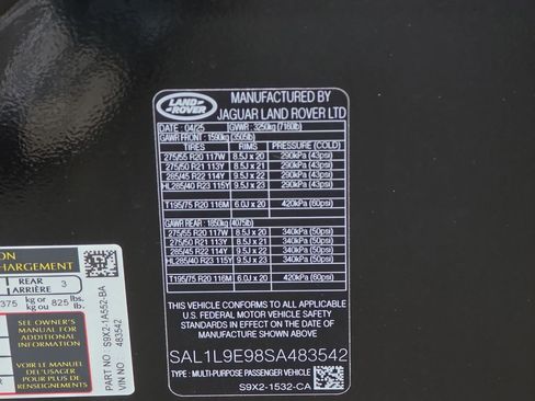New 2025 Land Rover Range Rover Sport Dynamic SE AWD/4WD image 37