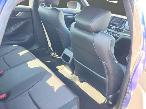 Used 2019 Honda Accord Sport image 11