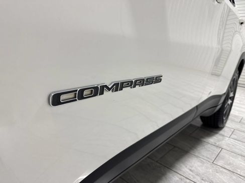 Used 2020 Jeep Compass Latitude FWD image 33