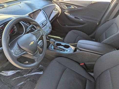 Used 2024 Chevrolet Malibu LT image 19