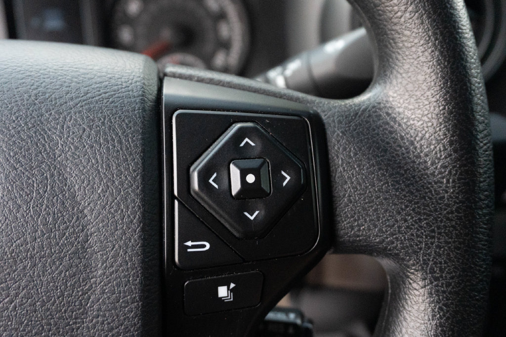 Used 2023 Toyota Tacoma SR AWD/4WD image 19