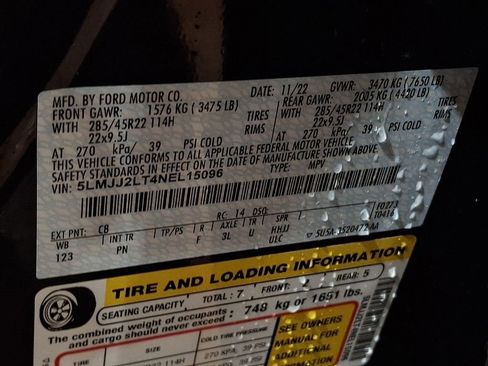 Used 2022 Lincoln Navigator Reserve image 23