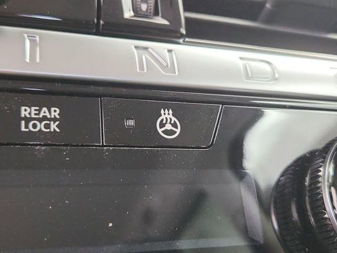 New 2026 Nissan Pathfinder SL FWD image 26