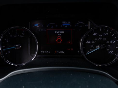 Used 2022 Ford F250 Lariat w/ Black Appearance Package image 20