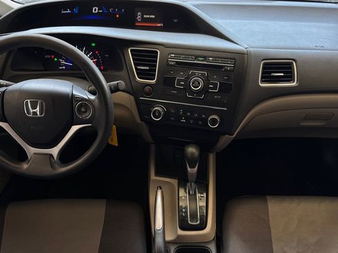 Used 2014 Honda Civic LX image 9