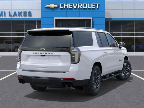 New 2026 Chevrolet Suburban Z71 AWD/4WD image 4