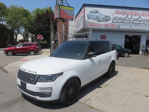 Used 2018 Land Rover Range Rover HSE AWD/4WD image 2