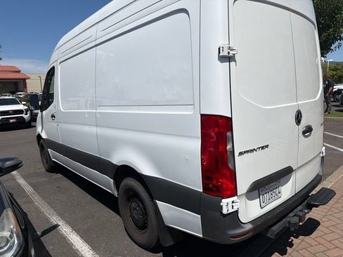 Used 2025 Mercedes-Benz Sprinter 2500 image 18