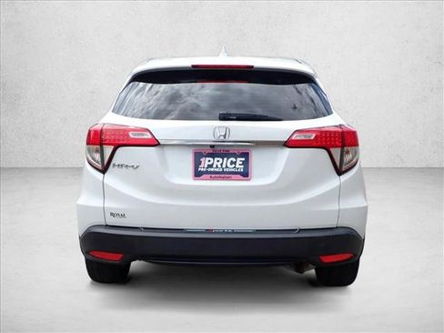 Used 2021 Honda HR-V LX image 3