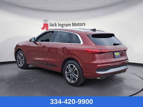 New 2025 Audi Q5 Prestige image 3