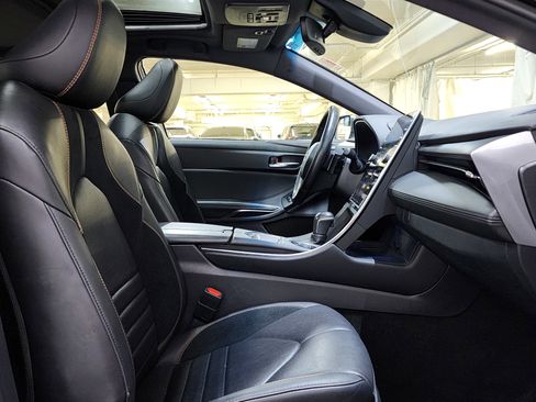 Used 2020 Toyota Avalon XSE image 22