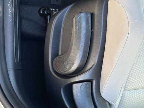 New 2025 Kia Soul LX image 19