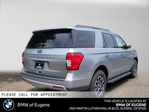 Used 2024 Ford Expedition XLT AWD/4WD image 3