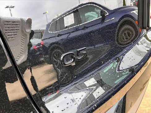 Used 2025 Audi Q5 Premium Plus w/ Premium Plus image 33