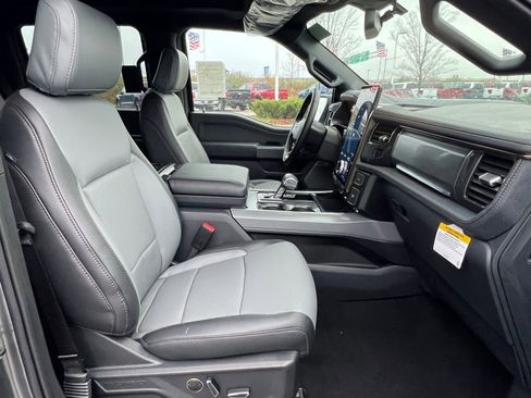Used 2025 Ford F150 Lightning Lariat AWD/4WD image 18