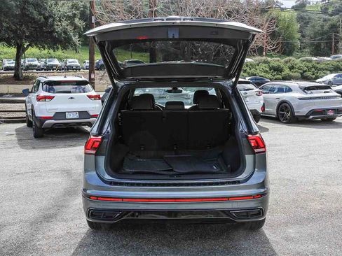Used 2024 Volkswagen Tiguan SE R-Line image 26