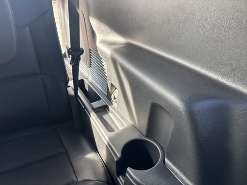 Used 2020 Ford Explorer XLT w/ Equipment Group 202A image 35