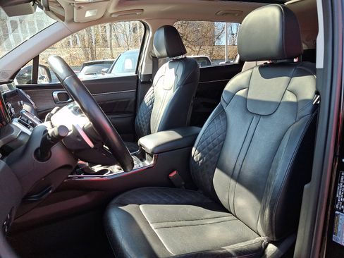 Used 2021 Kia Sorento SX Prestige image 12