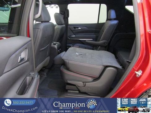 Used 2024 Chevrolet Traverse RS w/ LPO, Floor Liner Package AWD/4WD image 23