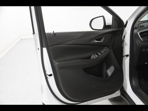 Used 2024 Buick Encore GX Preferred image 4