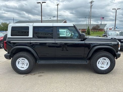 New 2026 Ford Bronco Heritage Edition AWD/4WD image 11