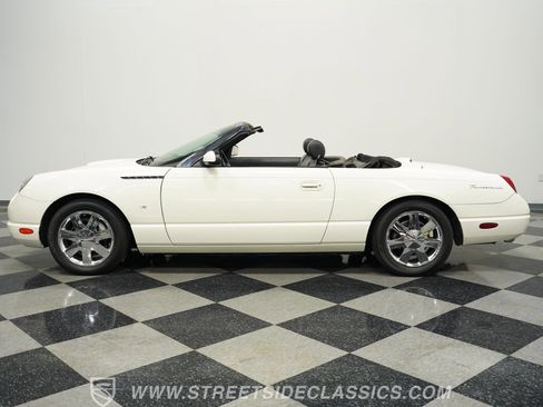 Used 2002 Ford Thunderbird image 7