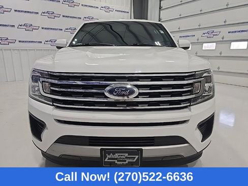 Used 2018 Ford Expedition XLT image 6