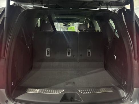 Used 2024 GMC Yukon AT4 w/ AT4 Premium Package AWD/4WD image 46