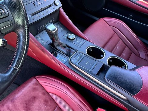 Used 2017 Lexus RC 200t image 16