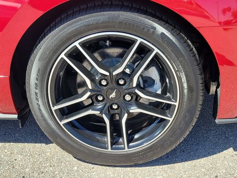 Used 2022 Ford Mustang Convertible w/ Equipment Group 101A image 11