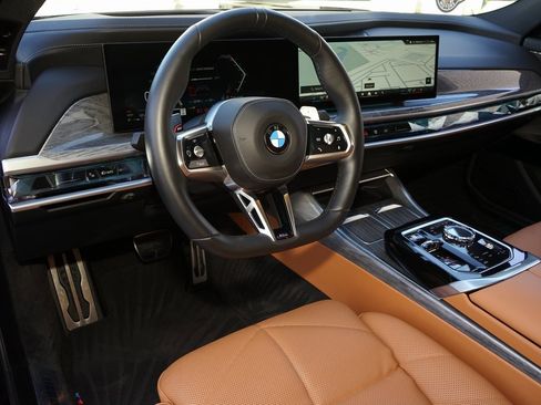 Used 2024 BMW 740i xDrive 740i xDrive w/ Premium Package 2 image 2