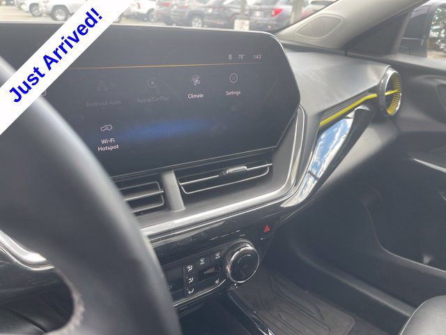 Used 2024 Chevrolet Trax ACTIV w/ Sunroof Package FWD image 14