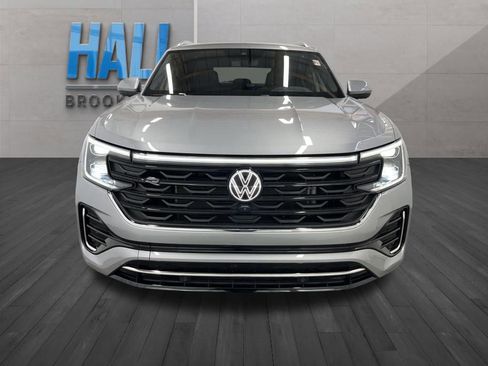 Certified 2025 Volkswagen Atlas Cross Sport SEL Premium R-Line image 9