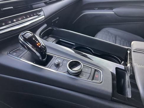 Certified 2024 Cadillac Escalade V w/ LPO, ONYX Package image 21