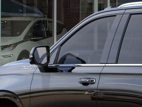 New 2026 Chevrolet Tahoe High Country image 12