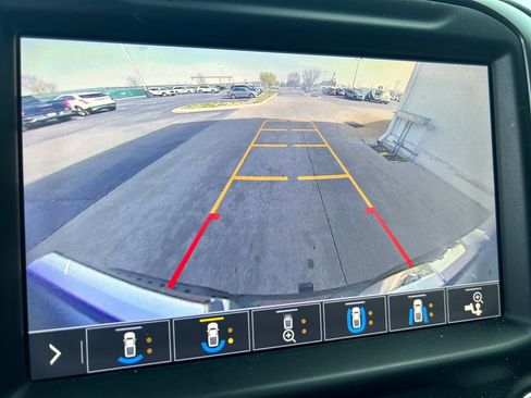 Used 2019 GMC Sierra 1500 AT4 w/ AT4 Premium Package image 31