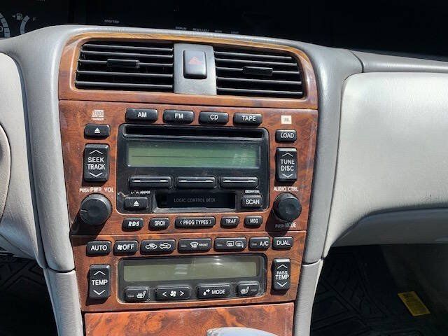Used 2002 Toyota Avalon XL FWD image 17