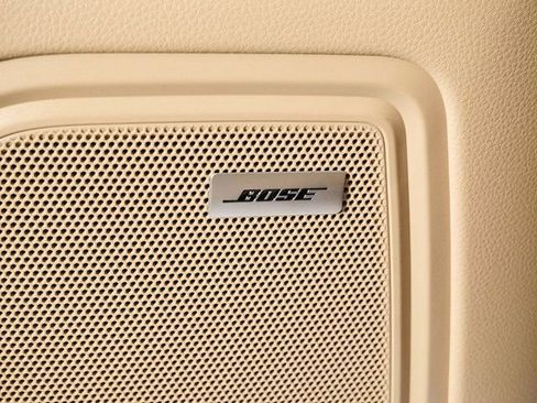 New 2026 Porsche Macan image 7