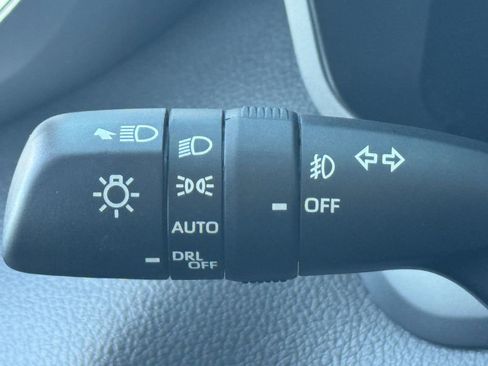 Used 2024 Toyota Tundra Limited AWD/4WD image 24
