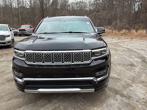 Used 2022 Jeep Grand Wagoneer Series II image 3