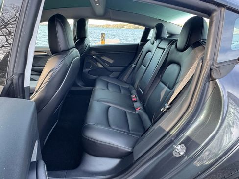 Used 2021 Tesla Model 3 Long Range image 13