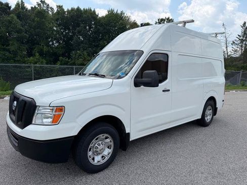 Used 2018 Nissan NV 2500 SV RWD image 33