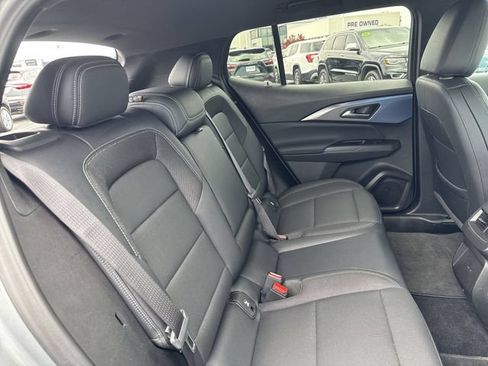 Certified 2024 Chevrolet Equinox EV LT FWD image 15