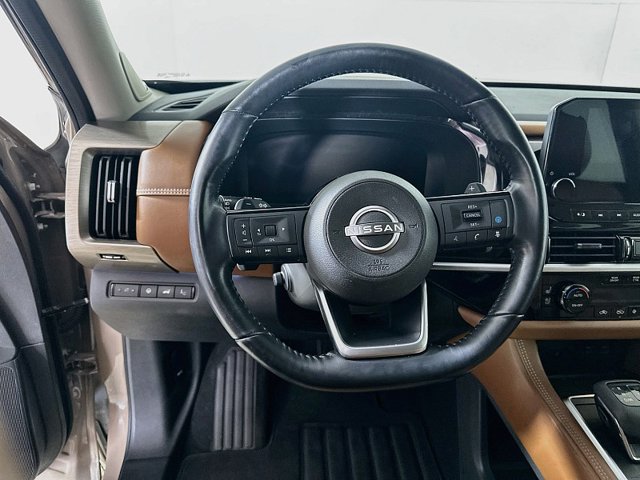 Used 2023 Nissan Pathfinder Platinum AWD/4WD image 12